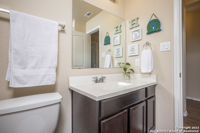 2934 Meadow Rdg Property Photo 9