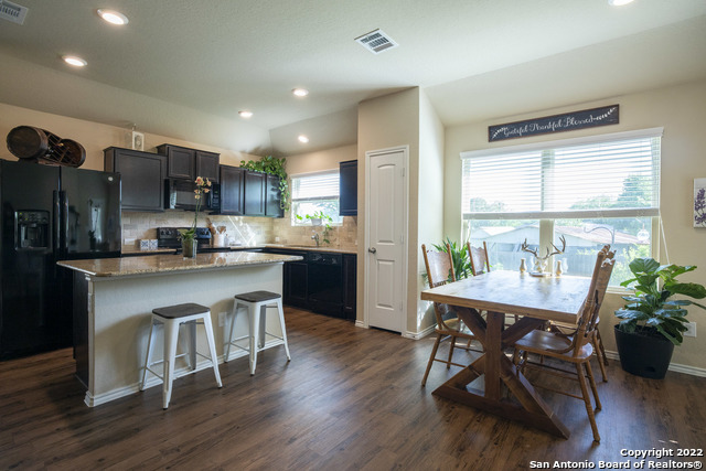 2934 Meadow Rdg Property Photo 14