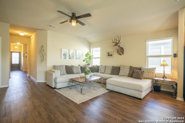 2934 Meadow Rdg Property Photo 15