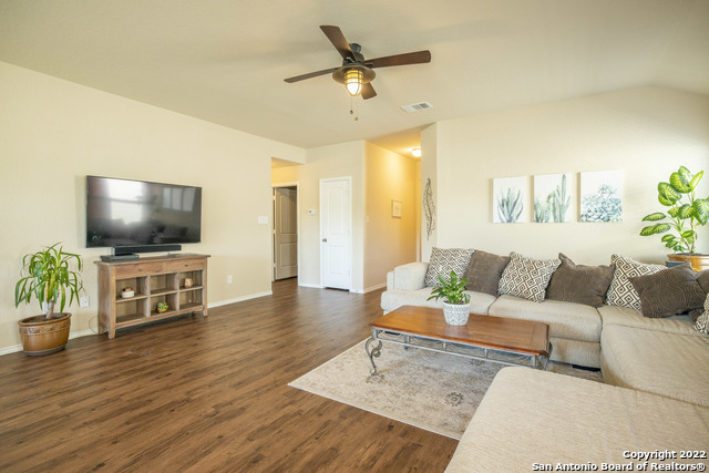 2934 Meadow Rdg Property Photo 16