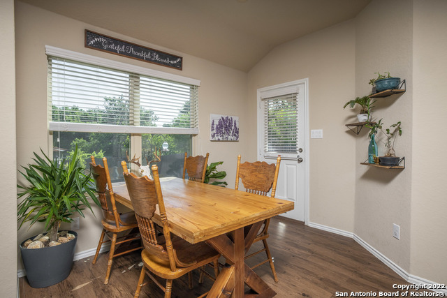 2934 Meadow Rdg Property Photo 17