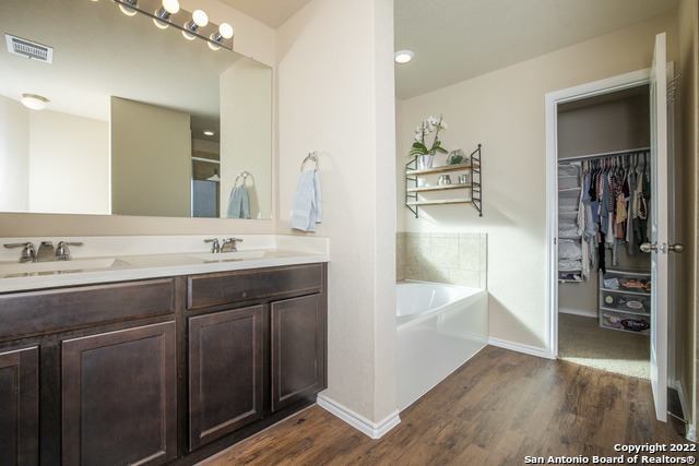 2934 Meadow Rdg Property Photo 29