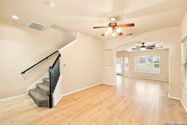 6918 Sabine Property Photo 4