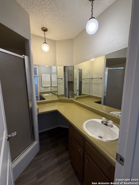 7422 Fieldgate Dr Property Photo 14