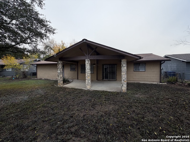 7422 Fieldgate Dr Property Photo 18