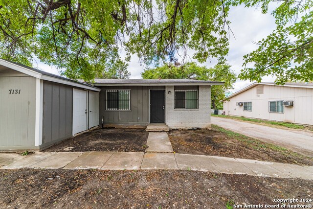 7131 Glen Ter Property Photo 2