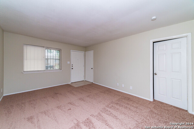 7131 Glen Ter Property Photo 6