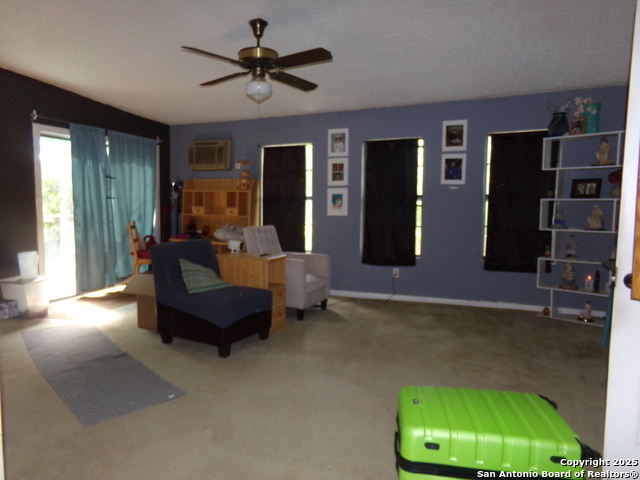 1126 Garraty Rd Property Photo 6