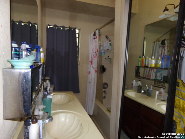 1126 Garraty Rd Property Photo 11