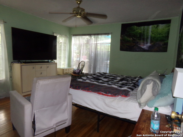 1126 Garraty Rd Property Photo 13