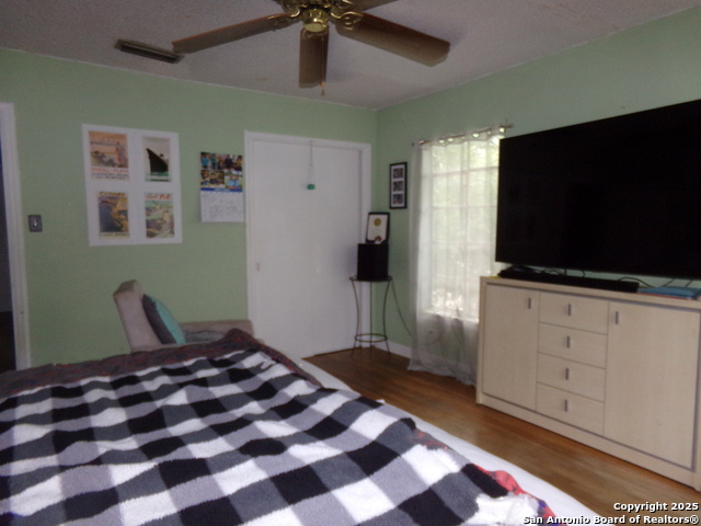 1126 Garraty Rd Property Photo 14