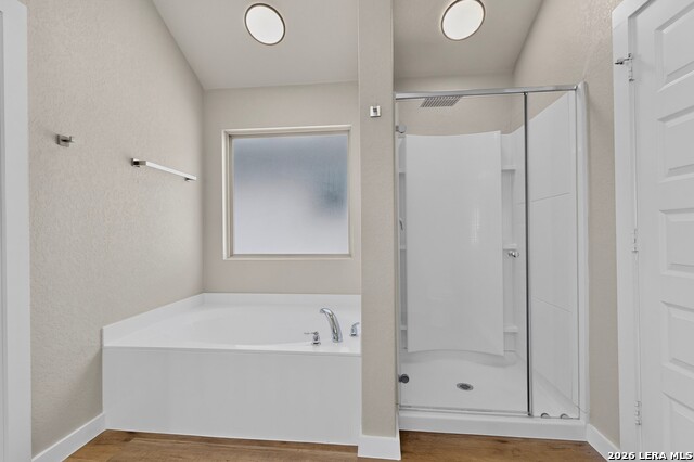 7647 Champion Crk Property Photo 18