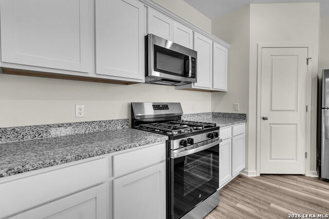 14334 Heartwood Crossing Property Photo 7