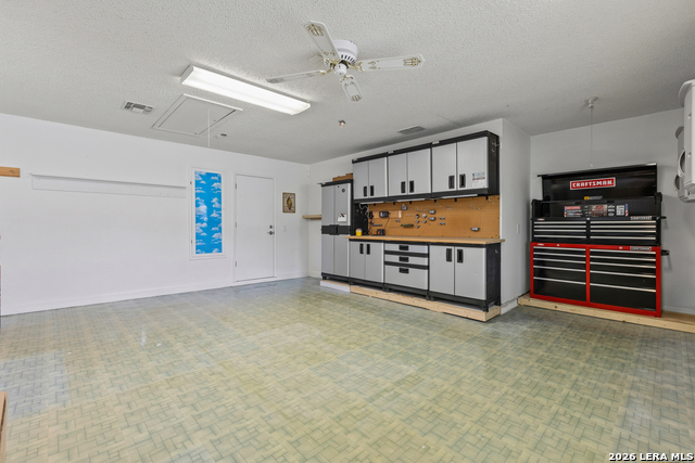 9011 Softwood St Property Photo 25