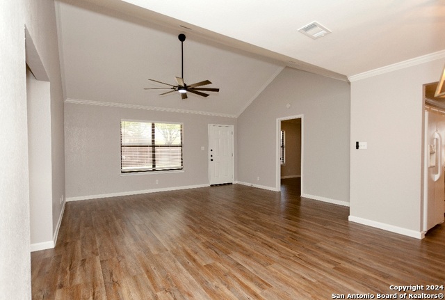 927 Lipan Dr Property Photo 3