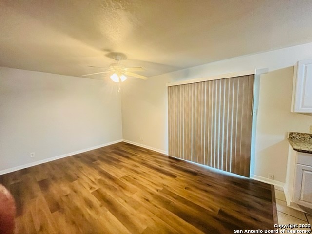 827 Dunwoodie Property Photo 5