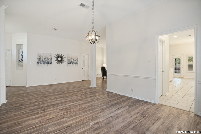 1322 Delmont Ct Property Photo 3