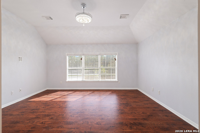 8746 London Heights Property Photo 23