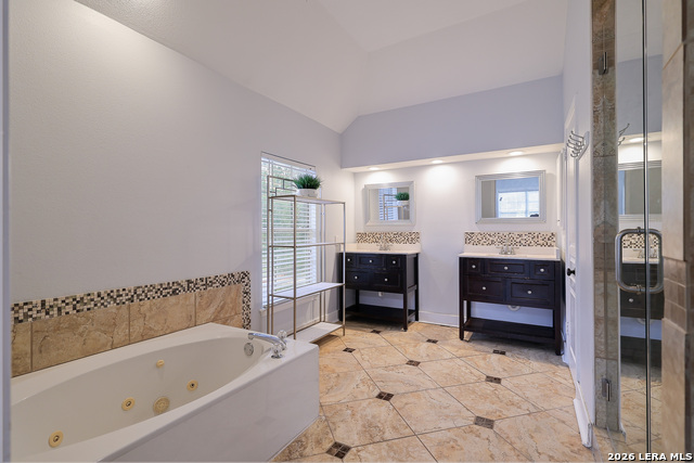 8746 London Heights Property Photo 24