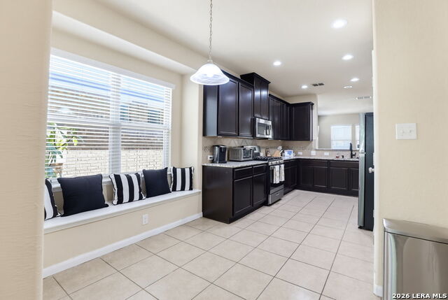 8114 Limerick Fls Property Photo 9