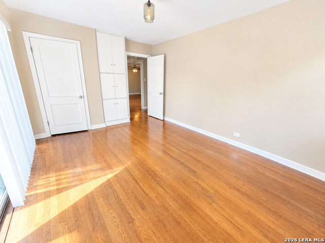 146 Ewing Pl Property Photo 4
