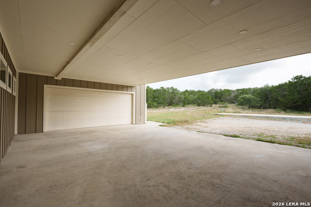 2010 Hoffmann Ln Property Photo 31