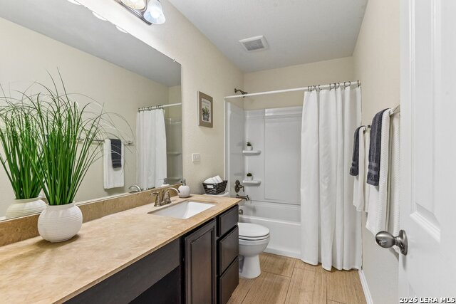 1402 Blue Jay Ct Property Photo 39