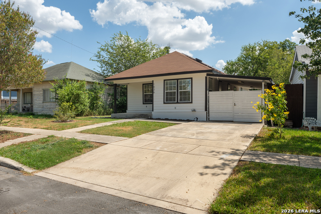 1026 W Lynwood Ave Property Photo 19
