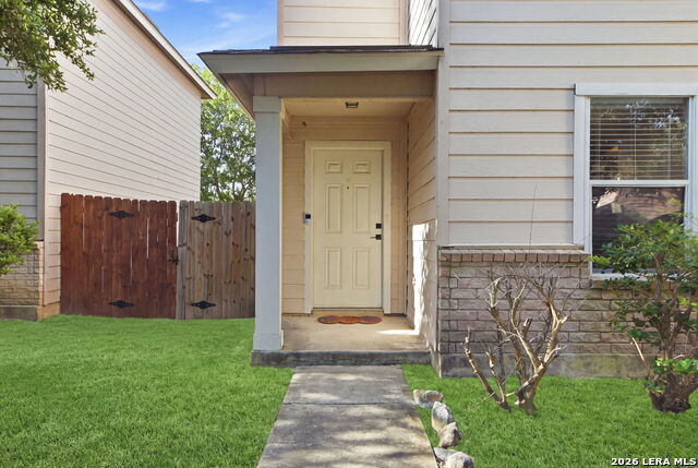7918 Meadow Way Ct Property Photo 3