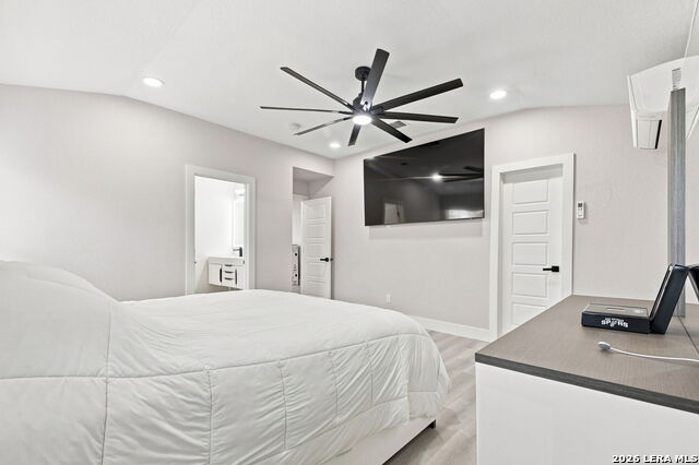 7918 Meadow Way Ct Property Photo 17