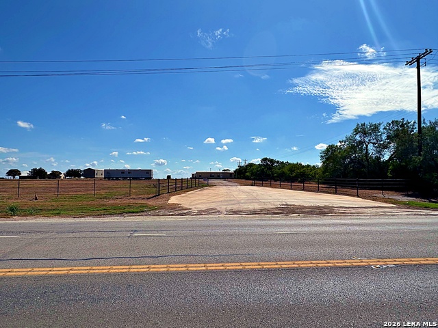 823 S State Highway 16 Property Photo 1