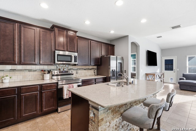 8239 Recio Oak Property Photo 5