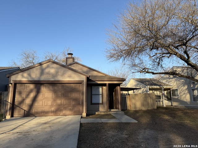 2827 ASH FIELD DR Property Photo 1