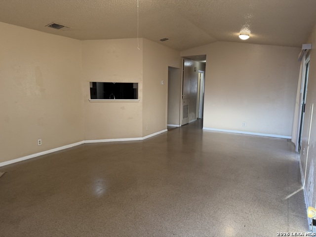 2827 Ash Field Dr Property Photo 3