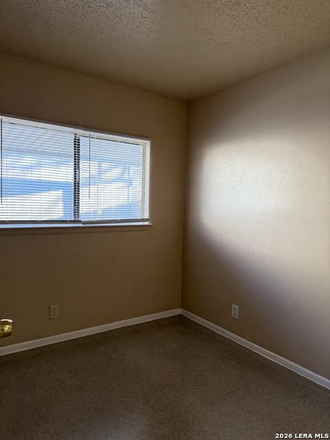 2827 Ash Field Dr Property Photo 5
