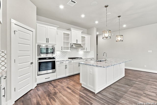 24203 Dante Circle Property Photo 3