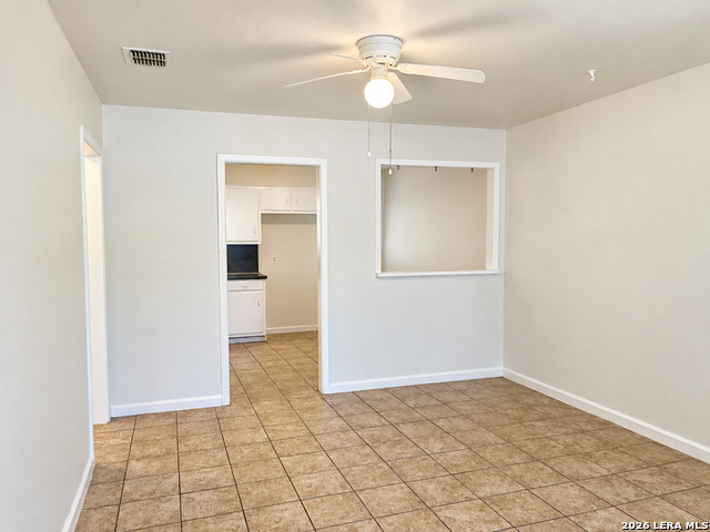 766 Edgebrook Ln Property Photo 6