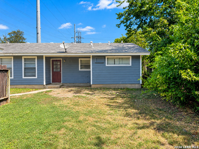 766 Edgebrook Ln Property Photo 11