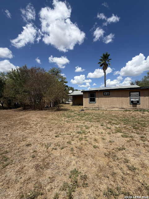 112 Fernandez Property Photo 4