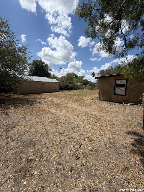112 Fernandez Property Photo 5