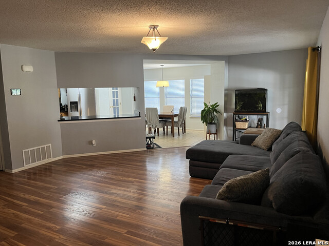 21511 Tenore Property Photo 7