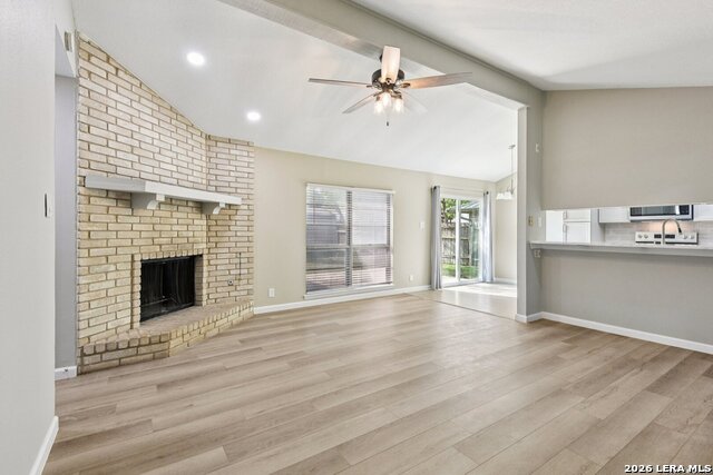 11815 Broadwood St Property Photo 6