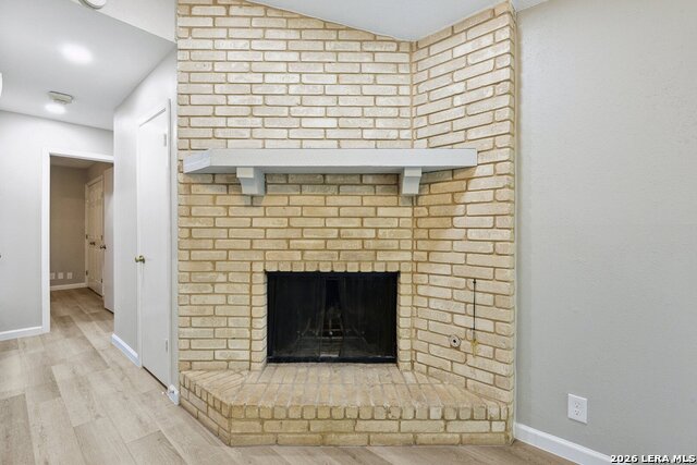 11815 Broadwood St Property Photo 8