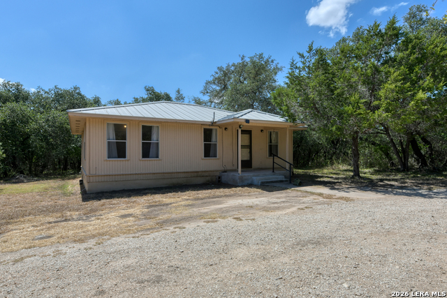 930 County Road 342 Property Photo 3