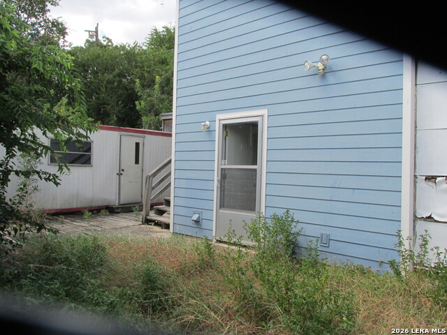 1325 Elsmere Property Photo 2