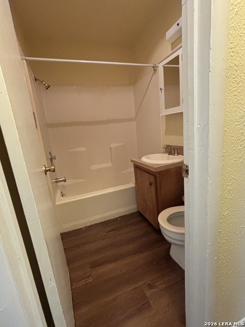 234 San Angelo St Property Photo 15