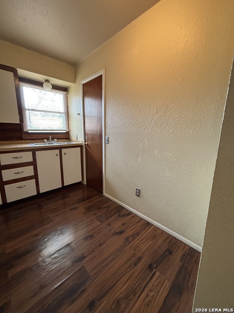 234 San Angelo St Property Photo 8