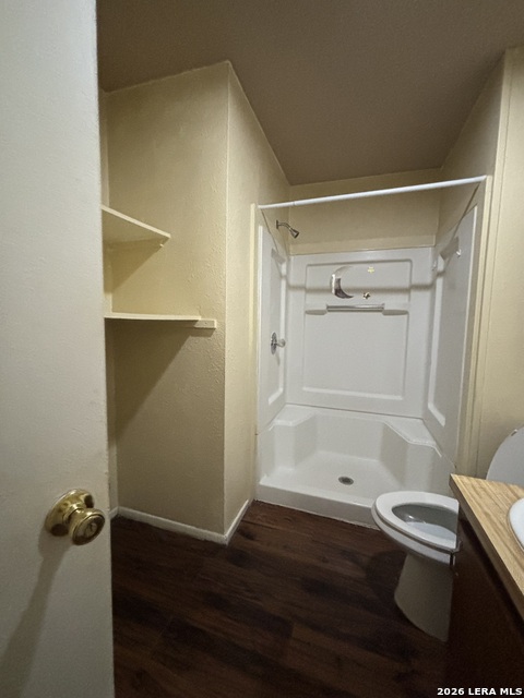 234 San Angelo St Property Photo 17