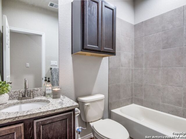 9931 Westover Bluff Property Photo 13