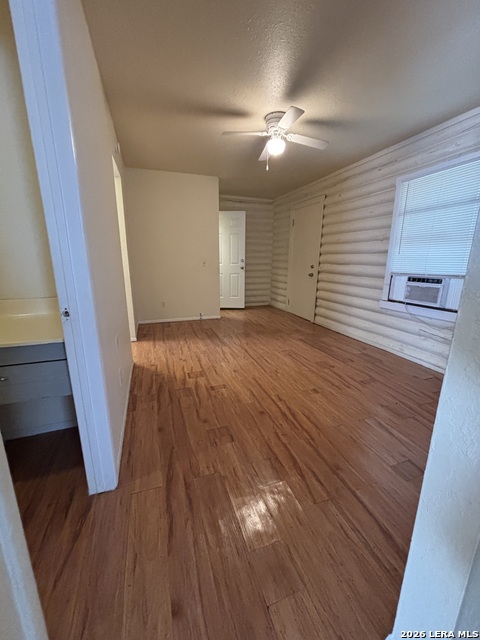 234 San Angelo St Property Photo 4